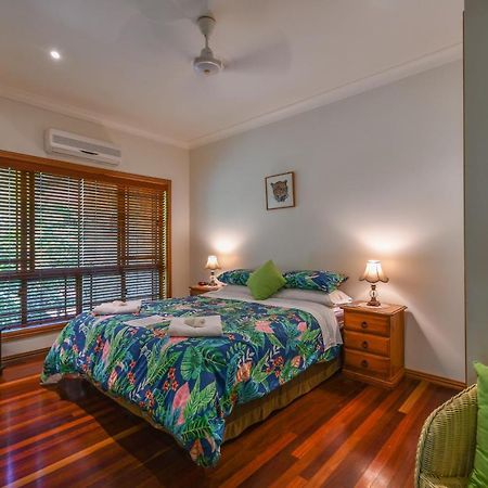 Hibiscus Lodge Bed & Breakfast Wongaling Beach Exterior foto