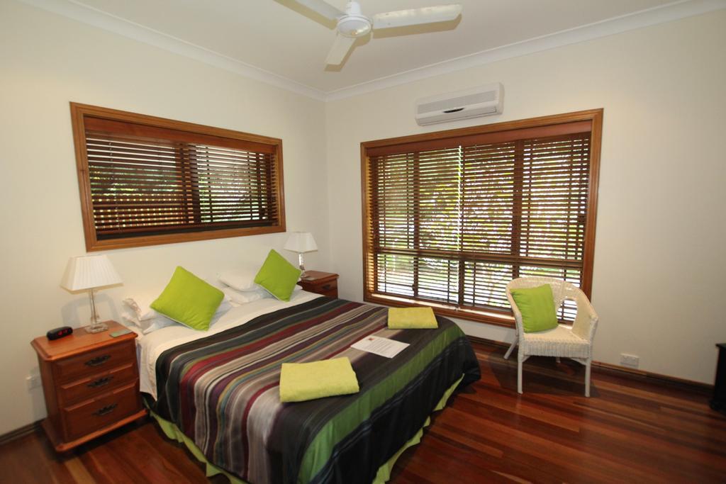 Hibiscus Lodge Bed & Breakfast Wongaling Beach Exterior foto